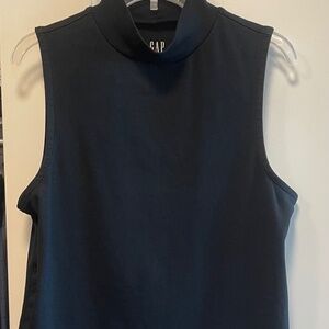 Mock-neck, Sleeveless top